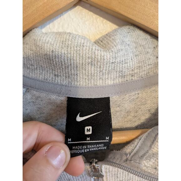 Nike Gray quarter zip pullover Sweater size M - Picture 2 of 8
